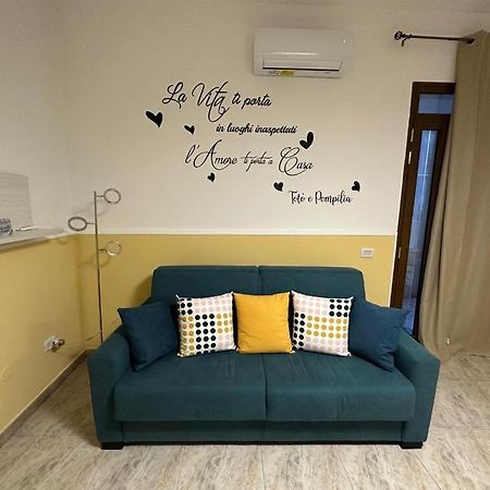 Casa Vacanze Campi Salentina Buitenkant foto