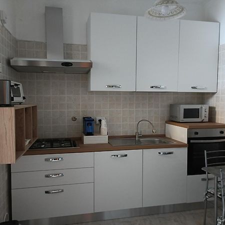 Casa Vacanze Campi Salentina Buitenkant foto