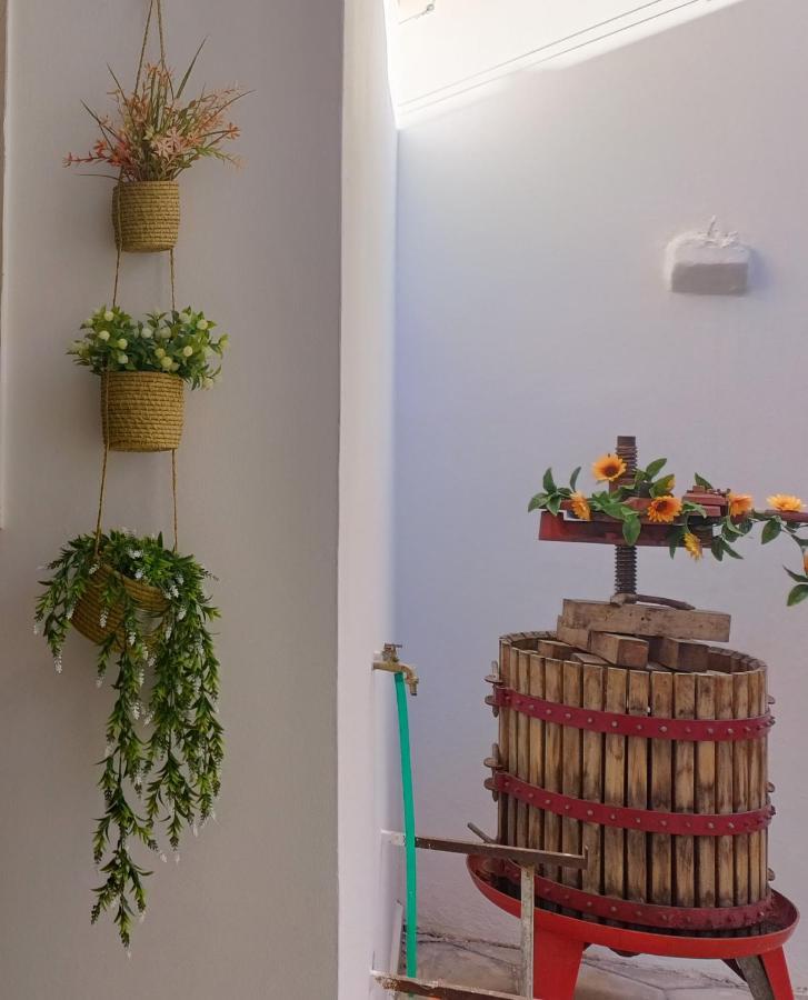 Casa Vacanze Campi Salentina Buitenkant foto