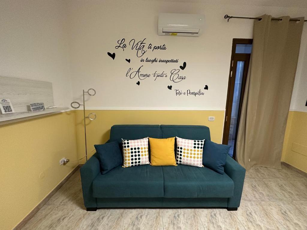 Casa Vacanze Campi Salentina Buitenkant foto