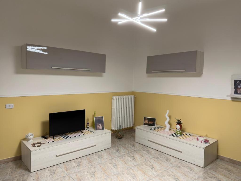 Casa Vacanze Campi Salentina Buitenkant foto