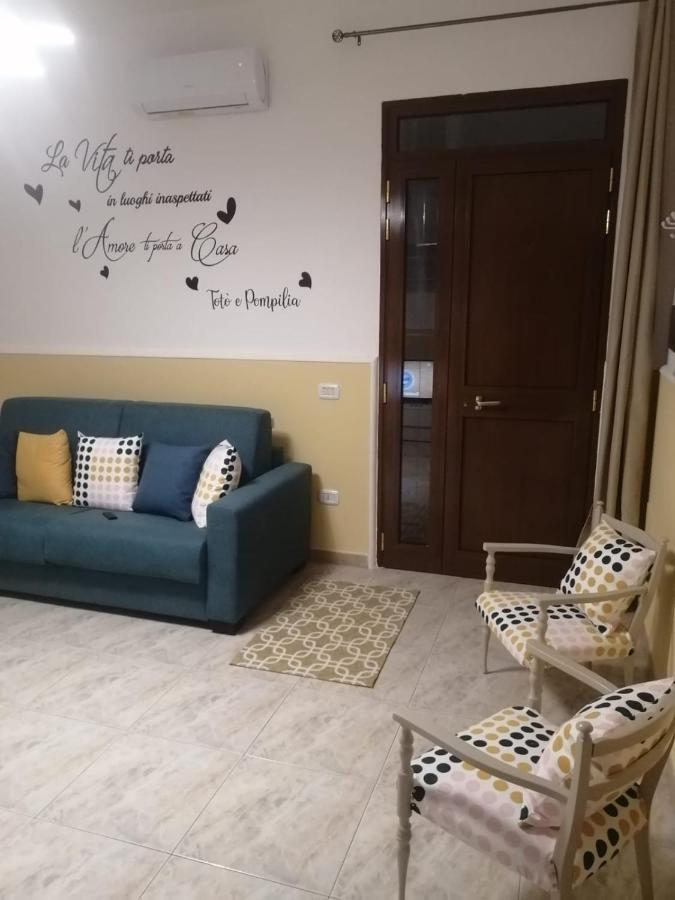 Casa Vacanze Campi Salentina Buitenkant foto