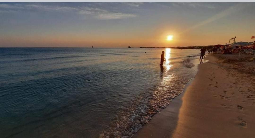 Casa Vacanze Campi Salentina Buitenkant foto